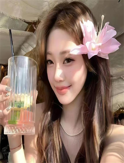 《远古先民玉器陶器发现历程》市场表现：票房成绩与观众接受度分析，票房冠军